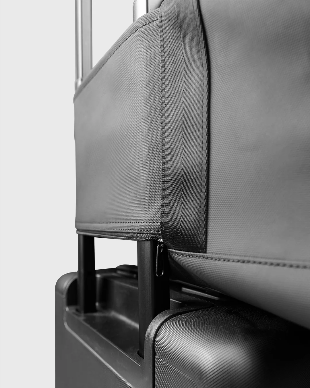 Cascade Duffle Bag - Standard - Image 6